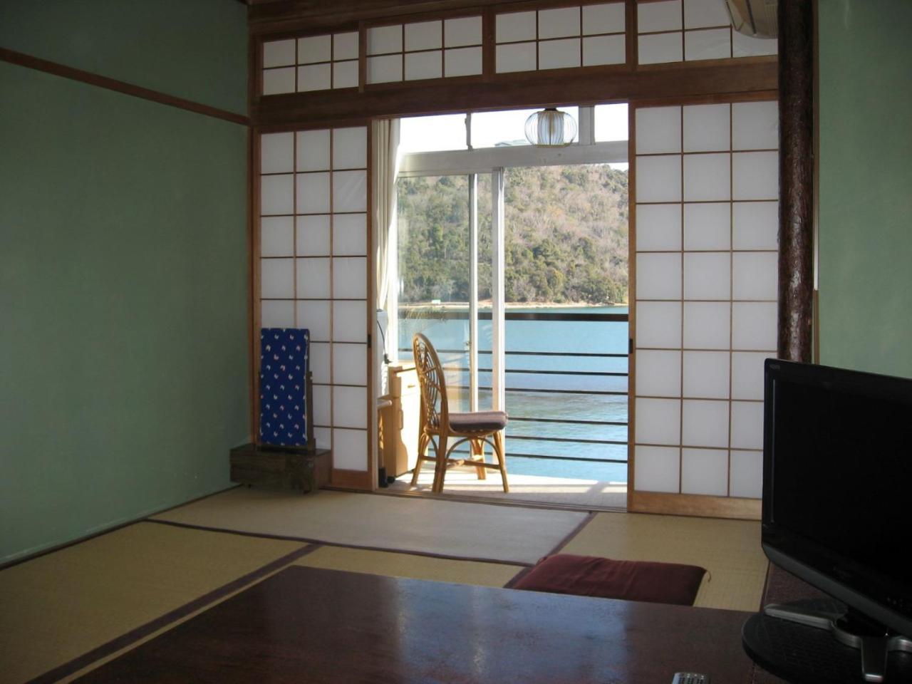 Ryokan Nakaya Тойохаши Екстериор снимка